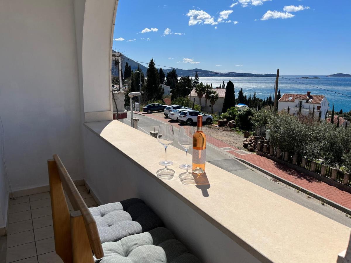 Apartments Cvjetkovic Mlini Exterior foto